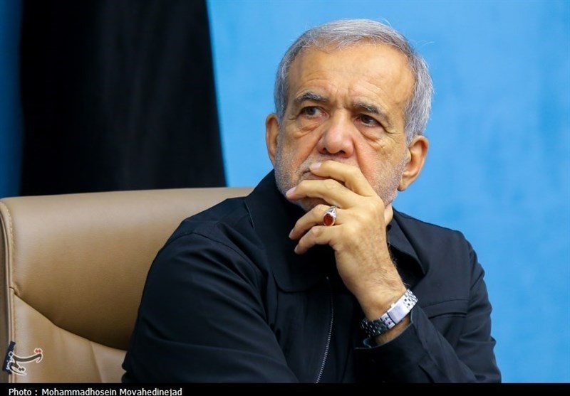 پزشکیان: توسعه را در شهرهای ساحلی دنبال میکنیم پزشکیان: توسعه را در شهرهای ساحلی دنبال میکنیم