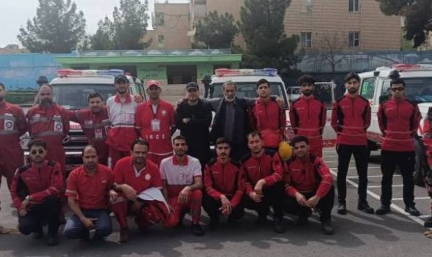 تقدیر از مجری شبکه رادیو پیام و رادیو ایران در جمع ایثارگران هلال احمر